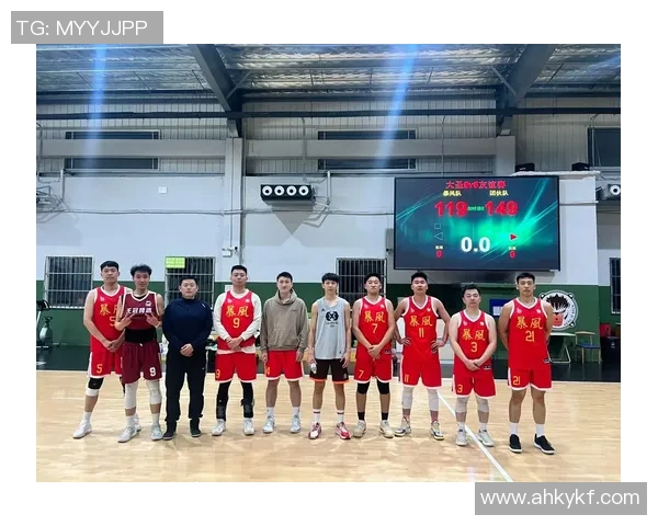 南京篮球队灵活性分析:战术调整与球员配合的完美结合 南京篮球队灵活性分析:战术调整与球员配合的完美结合