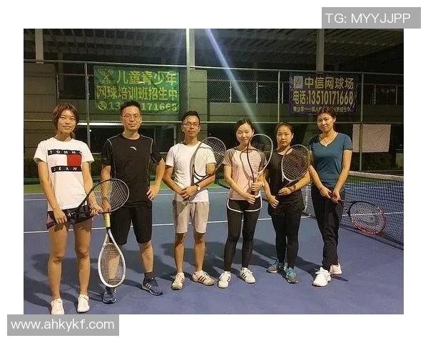 深圳网球队技术提升之路：聚焦网球训练与战术分析