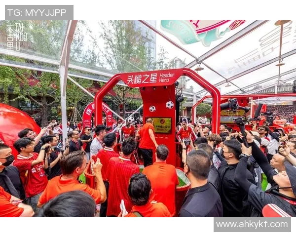 老足球明星齐聚盛典名单揭晓球迷期待重温经典瞬间 老足球明星齐聚盛典名单揭晓球迷期待重温经典瞬间