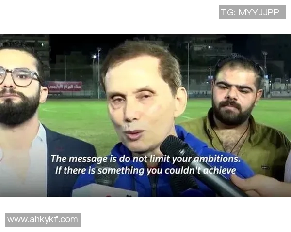 足球明星化妆大爷的精彩瞬间集锦视频分享与幕后故事揭秘 足球明星化妆大爷的精彩瞬间集锦视频分享与幕后故事揭秘