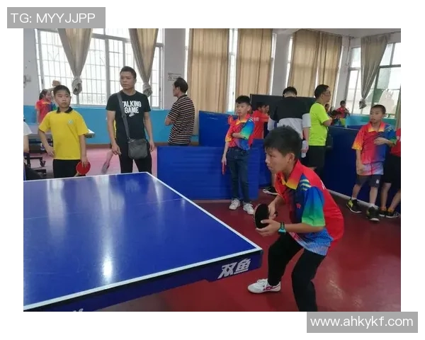 重庆足球队心理素质分析在冠军赛中的表现与影响 重庆足球队心理素质分析在冠军赛中的表现与影响